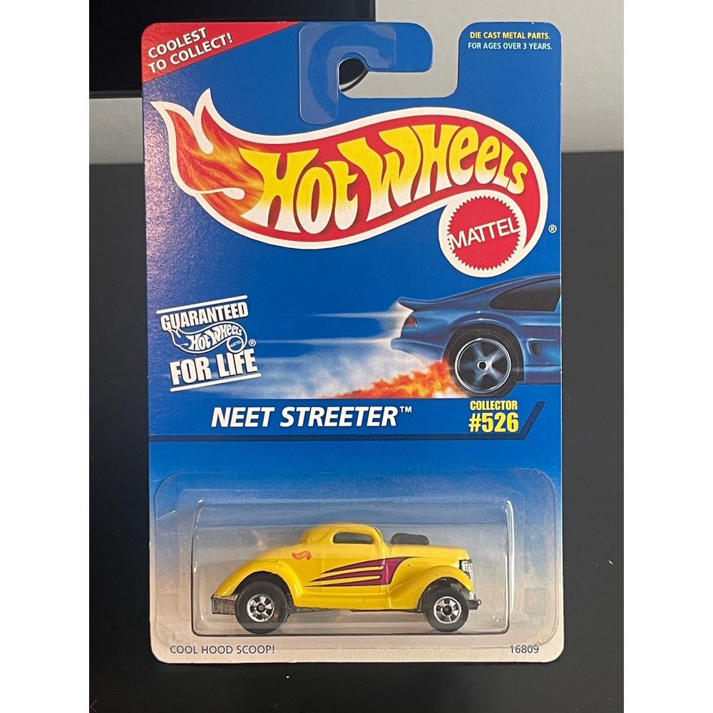 00579 - Hot Wheels Neet Streeter Collector 526 Yellow Die Cast Metal Toy Car